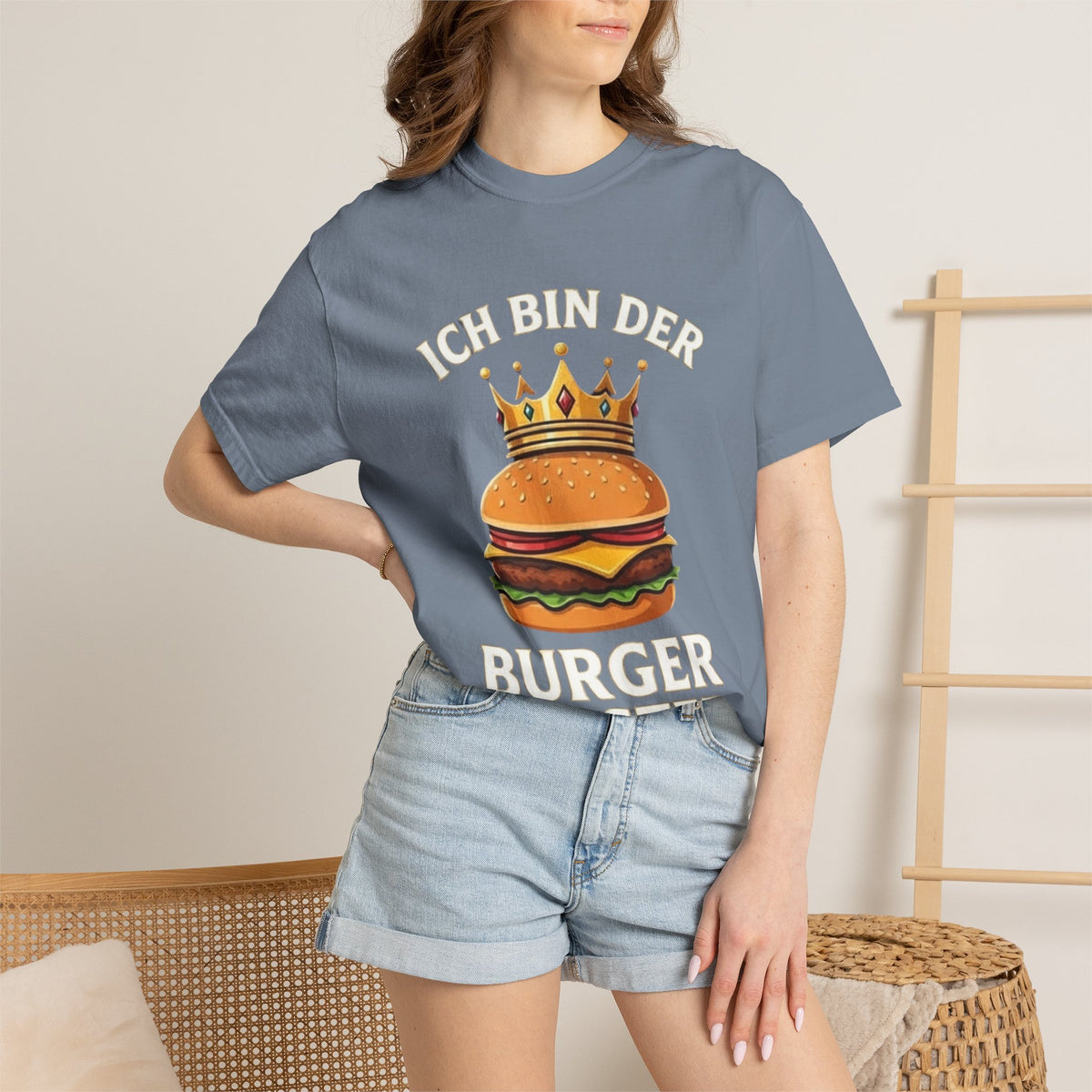 Burger Meister T‑Shirt — "Ich bin der Burger Meister" German Funny Burger Tee